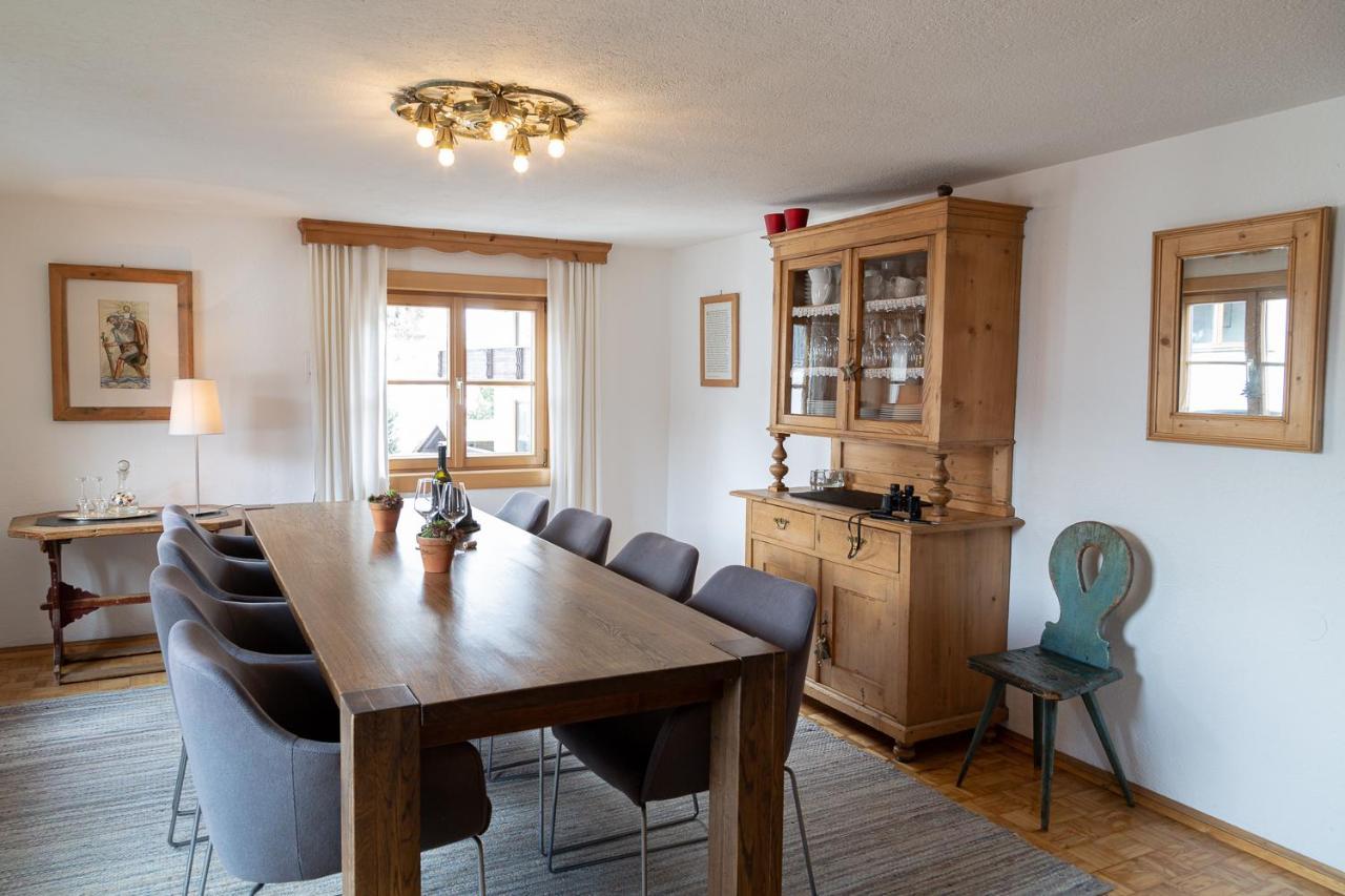 Haus Richard Falch - Inklusive Kostenloser Premium-Sommerkarte St. Anton am Arlberg Eksteriør bilde