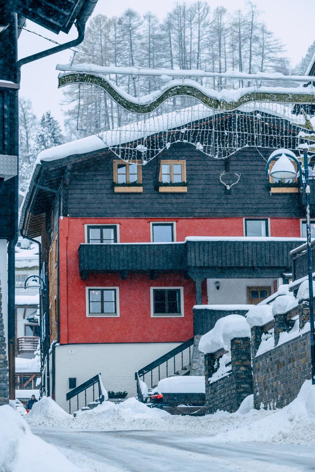 Haus Richard Falch - Inklusive Kostenloser Premium-Sommerkarte St. Anton am Arlberg Eksteriør bilde