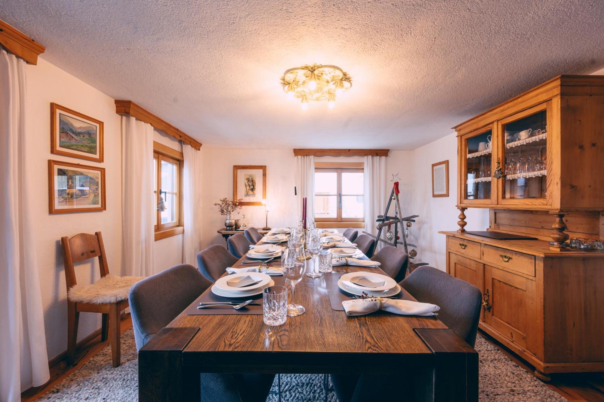 Haus Richard Falch - Inklusive Kostenloser Premium-Sommerkarte St. Anton am Arlberg Eksteriør bilde